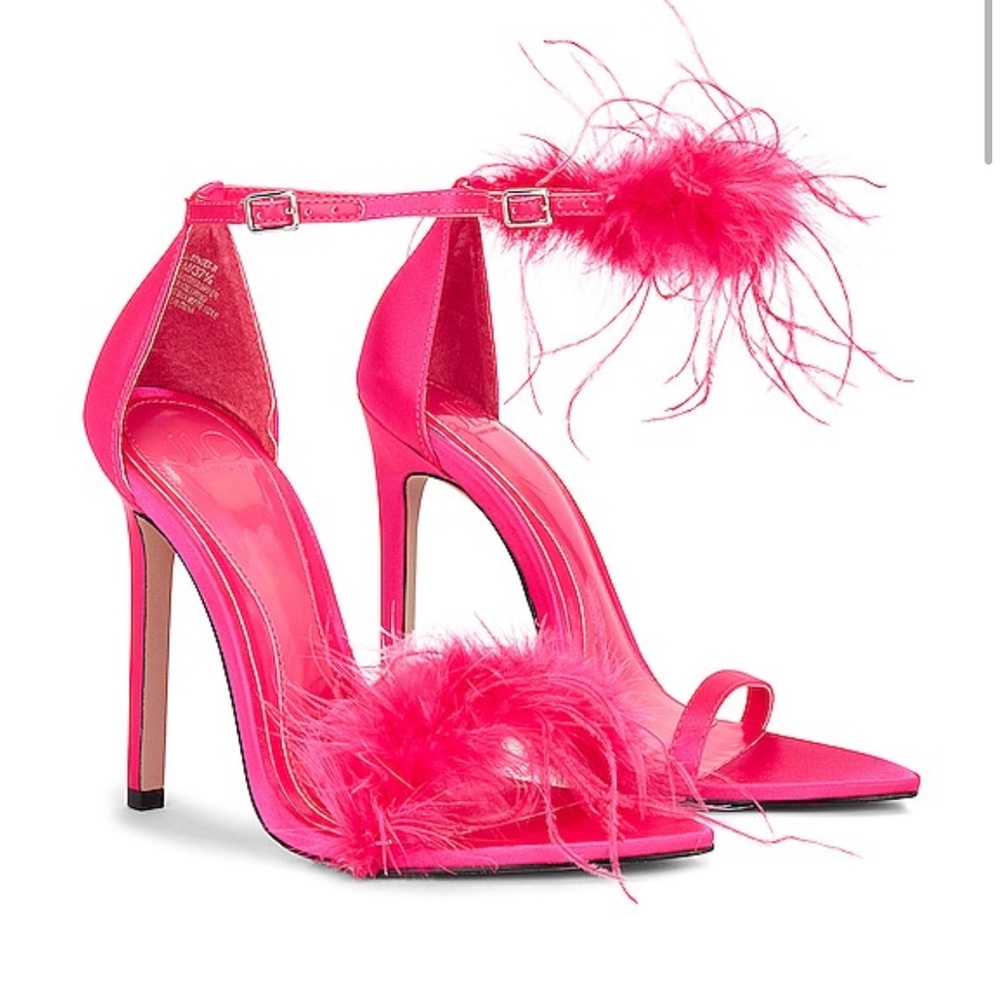 x REVOLVE Sunset Sandal in Lollipop
JLO Jennifer Lopez
